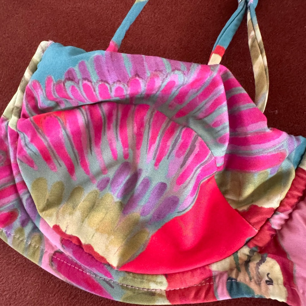 FARM Rio Multicolor Bikini Top - Picture 2 of 7